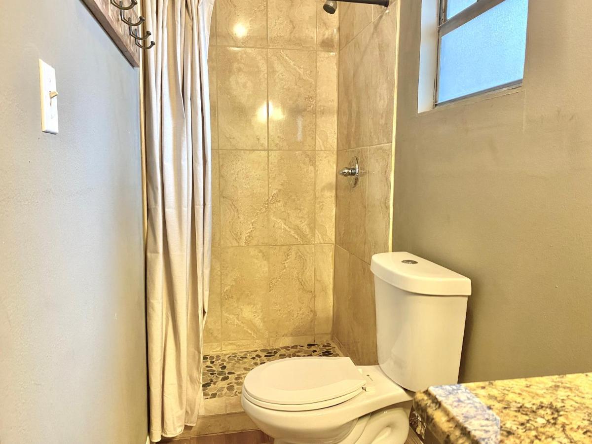 Spacious Lakefront House With Pool, Hottub, & Boating Orlando Ngoại thất bức ảnh